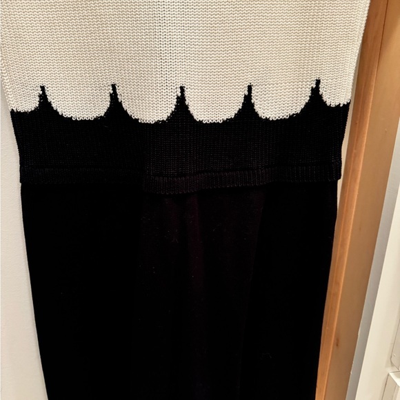 RED VALENTINO Short Sleeve Sweater Dress. NWT - Picture 9 of 12